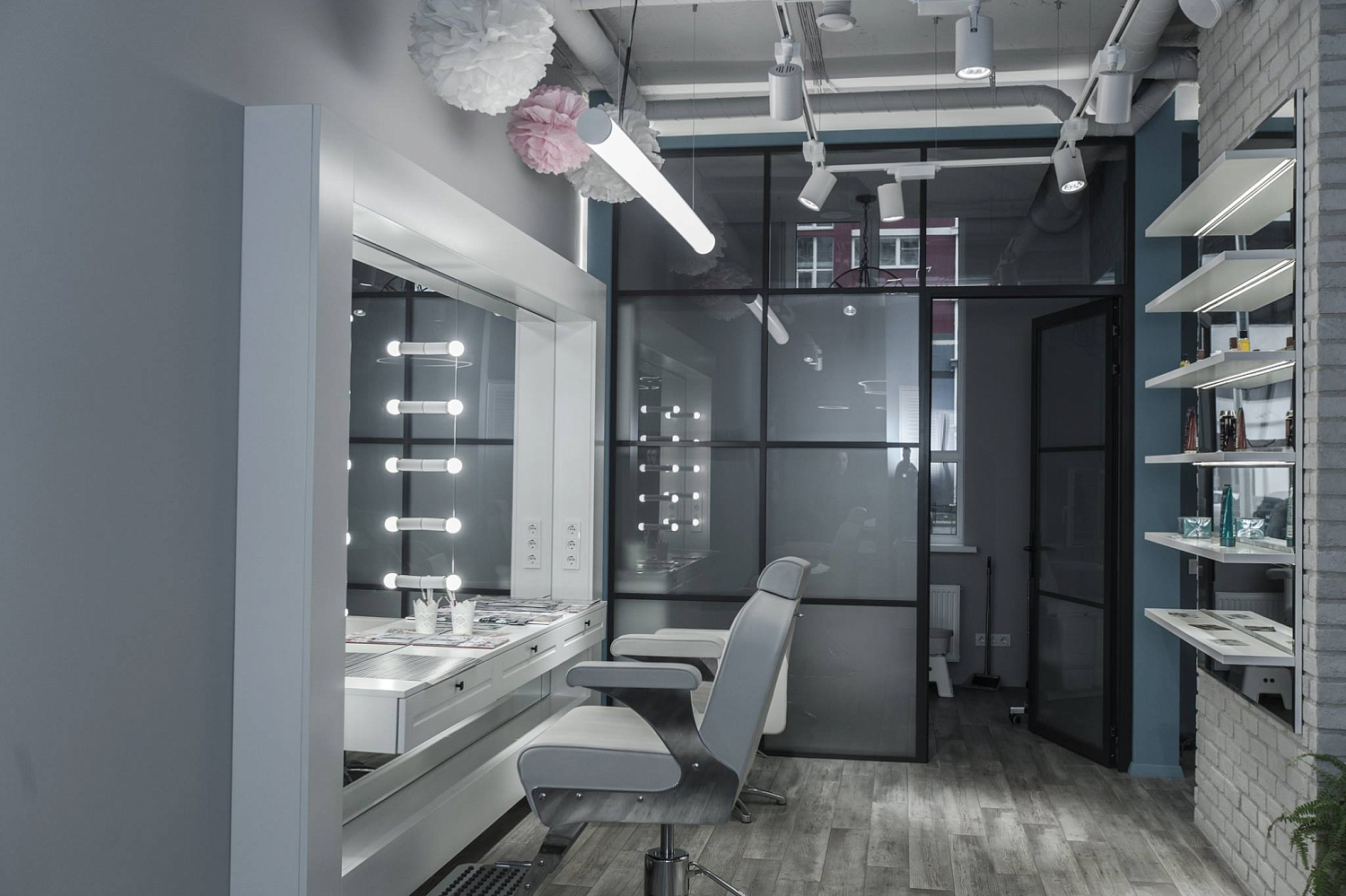 5 секретов в освещении салона красоты или маникюрной студии